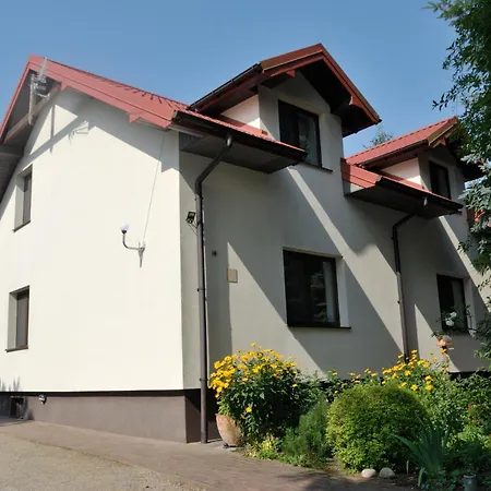 Pod Czarną Sosną Gospodarstwo agroturystyczne Bialy Lug