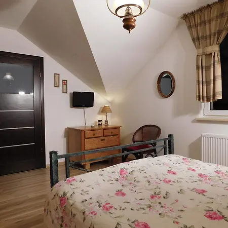 农家乐 Pod Czarna Sosna