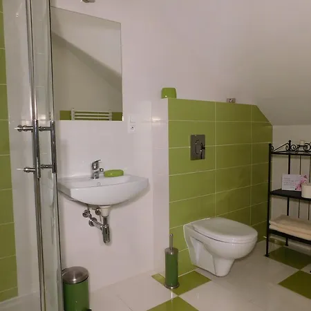Pod Czarna Sosna Farm stay *