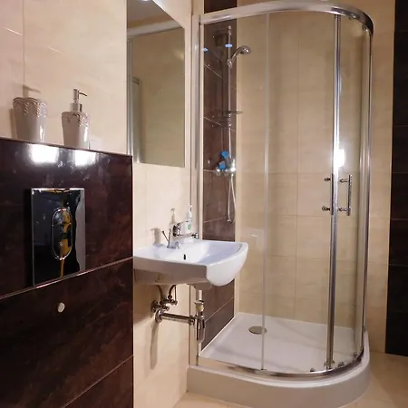 Pod Czarna Sosna Farm stay *