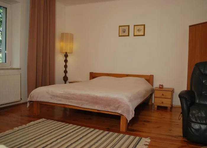 Pod Czarną Sosną Bialy Lug