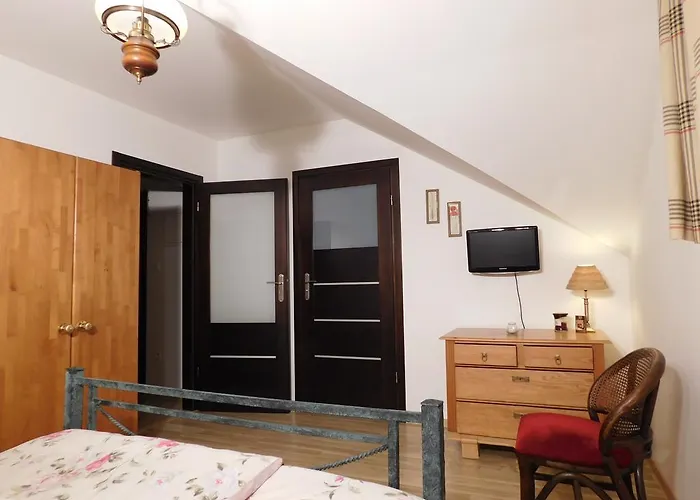 Pod Czarną Sosną Gospodarstwo agroturystyczne Bialy Lug