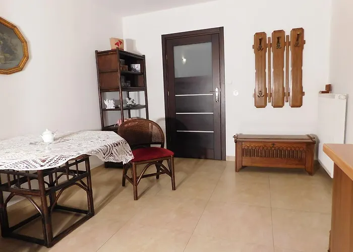 Pod Czarną Sosną Gospodarstwo agroturystyczne Bialy Lug