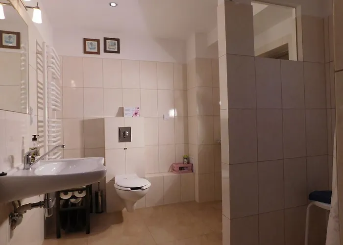 Gospodarstwo agroturystyczne Pod Czarną Sosną *