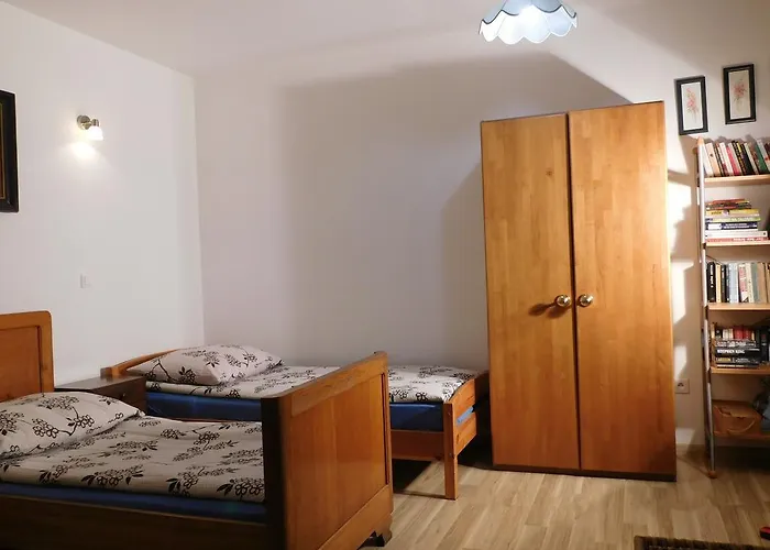 Pod Czarną Sosną Bialy Lug