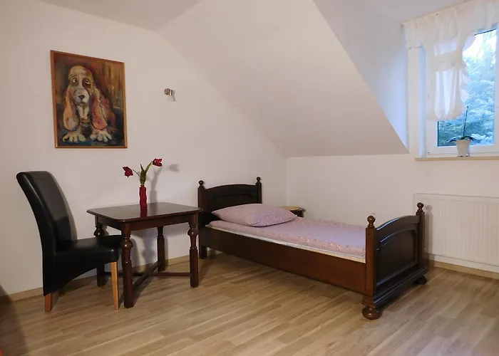 Gospodarstwo agroturystyczne Pod Czarną Sosną *